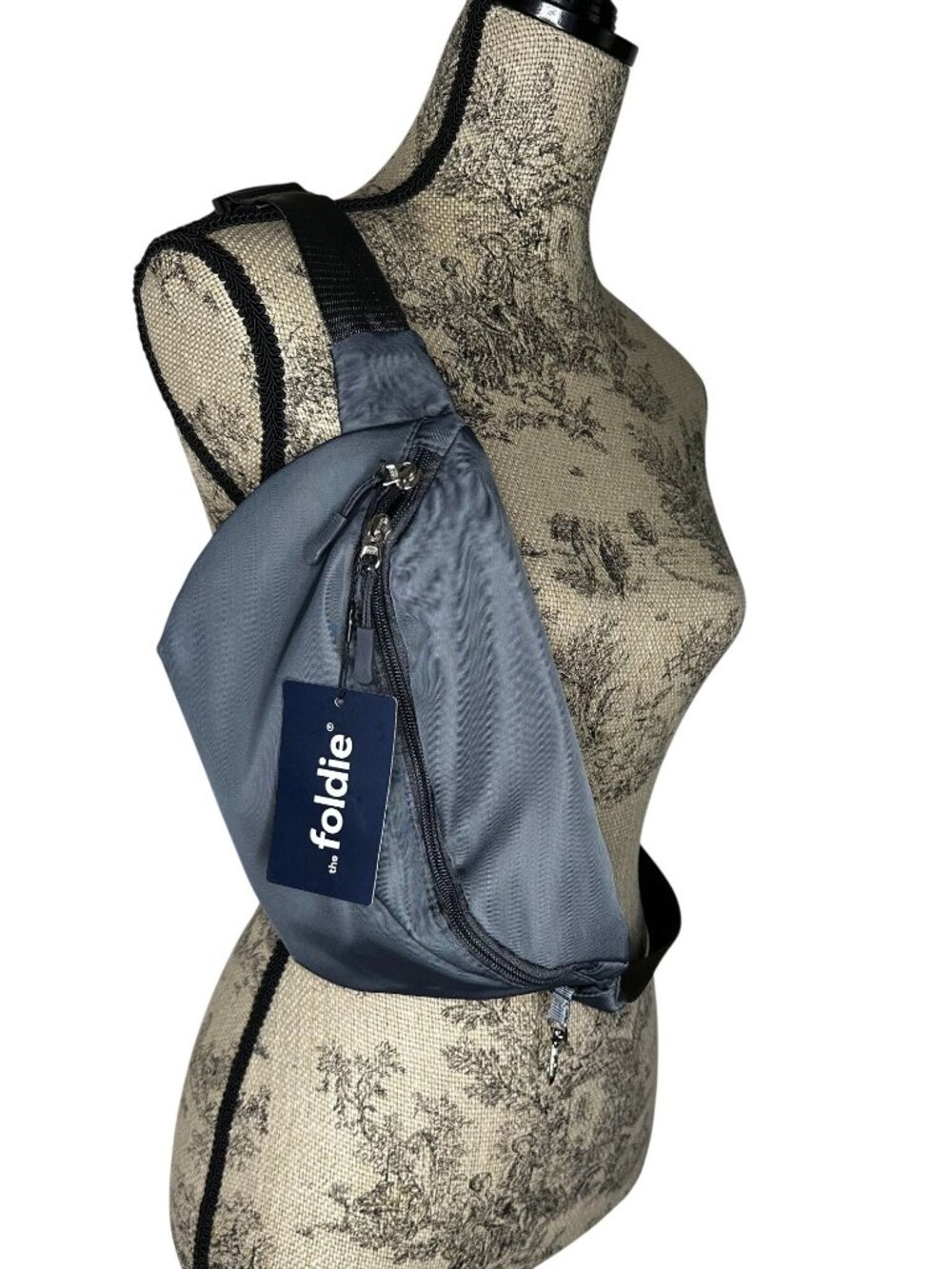 FOLDIE RFID Safe Travel Crossbody Adjustable Bag Gray Nylon Sling Fanny Pack NWT